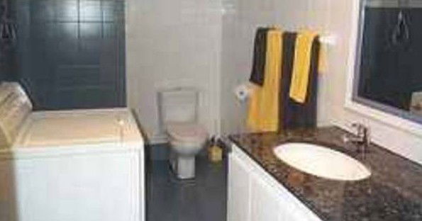 North Curl Curl NSW Accommodation Tasmania