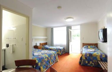Wyoming NSW Accommodation Tasmania