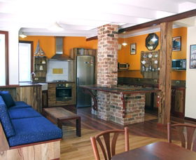 Admiral Stirling Inn - Accommodation Tasmania 0