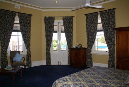 The York Heritage Hotel And Terraces - Accommodation Tasmania 1
