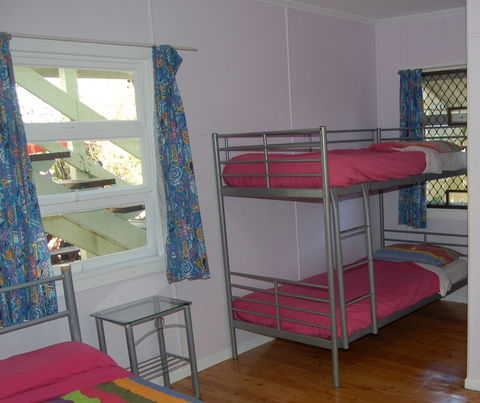 Trekkers Backpackers - Accommodation Tasmania 1