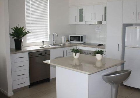 BEST WESTERN PLUS  Cairns Central Apartments - Accommodation Tasmania 1