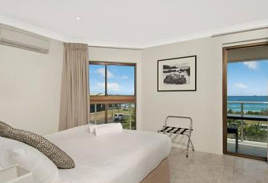 Bayview Beachfront Apartments - Accommodation Tasmania 1
