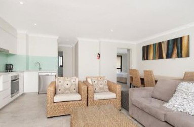 Bayview Beachfront Apartments - Accommodation Tasmania 4