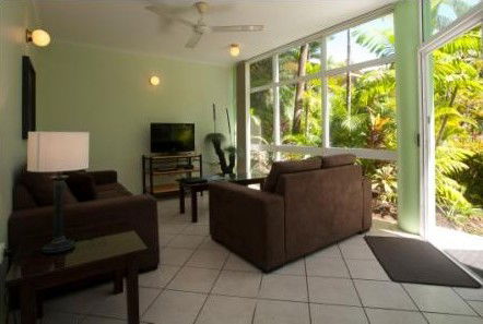 A Tropical Nite - Accommodation Tasmania 4