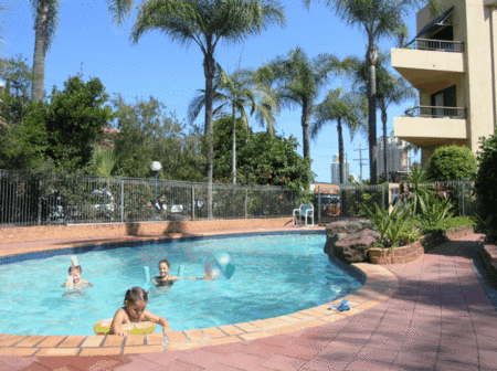 Grangewood Court Holiday Apartments - Accommodation Tasmania