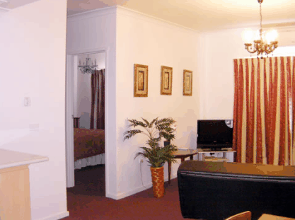 The Commodore Motor Inn - Accommodation Tasmania 1