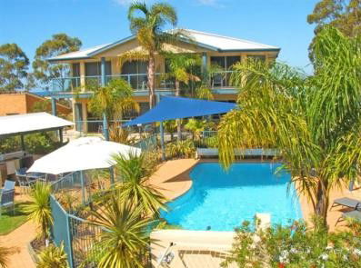 Sorrento Luxury Apartments - Accommodation Tasmania 3