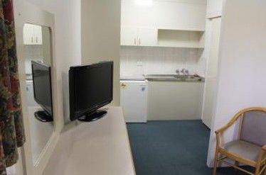 AZA Motel - Accommodation Tasmania 2