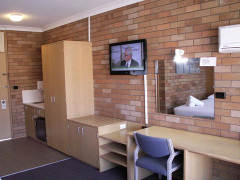 Court Street Motel - Accommodation Tasmania 4