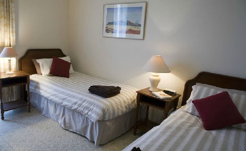 Hillsview Tourist Apartments - Accommodation Tasmania 0