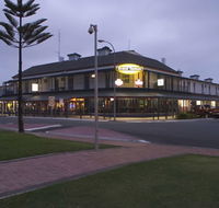 Grand Tasman Hotel - Accommodation Tasmania