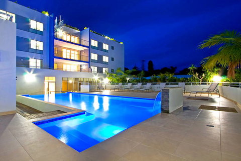 Lakeside Waterfront Apartment 18 - Accommodation Tasmania 1