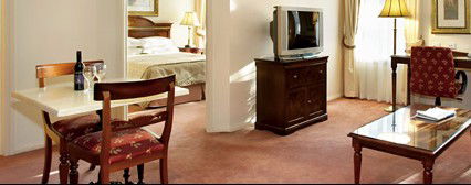 Canterbury International Hotel - Accommodation Tasmania 1