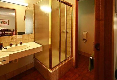 Motel Warrnambool - Accommodation Tasmania 2