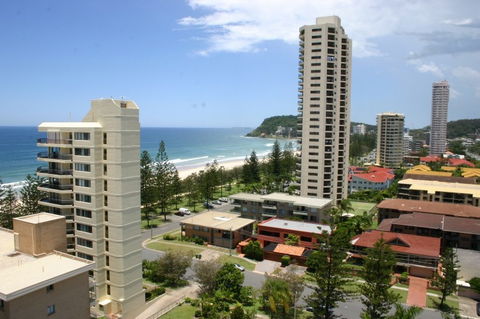 Horizons Burleigh Heads Holiday Apartments - Accommodation Tasmania 1