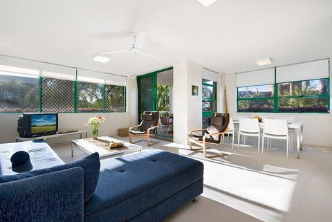 Headland Gardens Holiday Apartments - Accommodation Tasmania 1