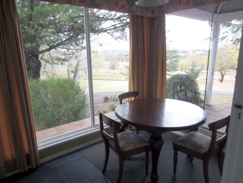 Moore Park Inn - Accommodation Tasmania 4
