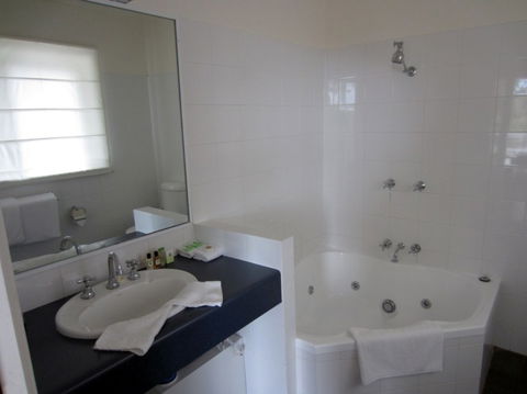 Moore Park Inn - Accommodation Tasmania 5