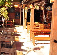 Brecknock Hotel - Accommodation Tasmania