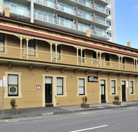 Hotel Tivoli - Accommodation Tasmania