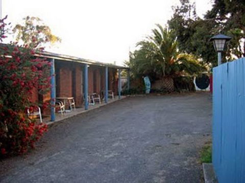La Cochon Rose Motel & Art Gallery - Accommodation Tasmania 0