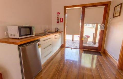 JV Jones Pty Ltd - Accommodation Tasmania 4
