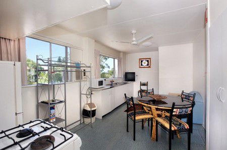 Ambassador Motor Inn Brisbane - Accommodation Tasmania 2