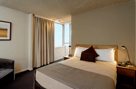 Hotel Grand Chancellor - thumb 3