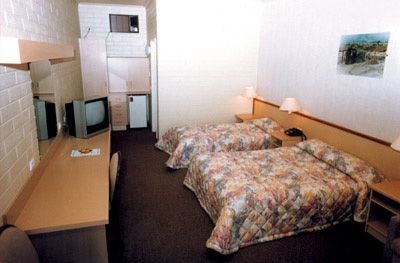 Opal Inn Hotel Motel And Tourist Park - Accommodation Tasmania 1