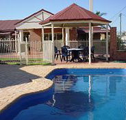 Roma Mid Town Motor Inn - Accommodation Tasmania