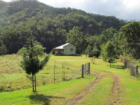 Eighteen Mile Cottage And Homestead - Accommodation Tasmania 0
