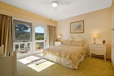 Char Ree Leera - Accommodation Tasmania 0