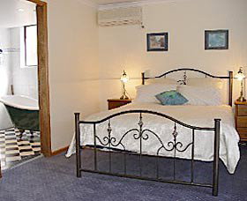 Lavender House By The Sea - Accommodation Tasmania 0