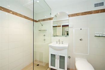 Newcastle East NSW Accommodation Tasmania