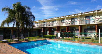 Econo Lodge Tamworth - Accommodation Tasmania 5