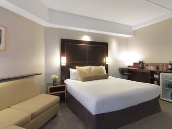 Amora Riverwalk Melbourne - Accommodation Tasmania 32
