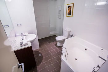Amora Riverwalk Melbourne - Accommodation Tasmania 47