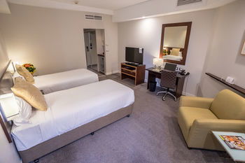 Amora Riverwalk Melbourne - Accommodation Tasmania 65