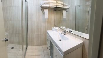 Country Comfort Hunts Liverpool - Accommodation Tasmania 14