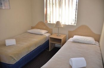 Country Comfort Hunts Liverpool - Accommodation Tasmania 24