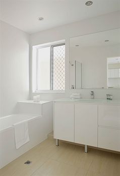 Macquarie Lodge Apartments - Accommodation Tasmania 14