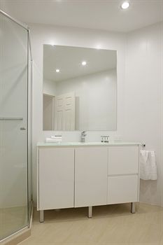 Macquarie Lodge Apartments - Accommodation Tasmania 15