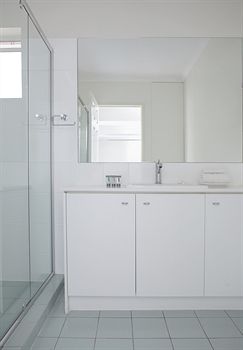 Macquarie Lodge Apartments - Accommodation Tasmania 25