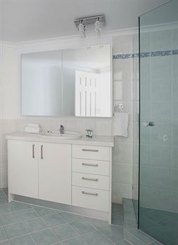 Macquarie Lodge Apartments - Accommodation Tasmania 30