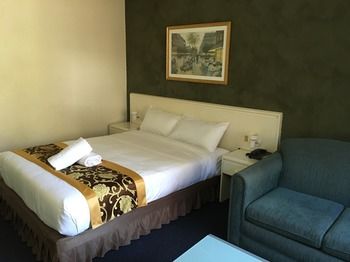 El Lago Waters Motel - Accommodation Tasmania 14