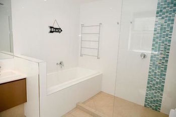 The Emerald Resort Noosa - Accommodation Tasmania 6