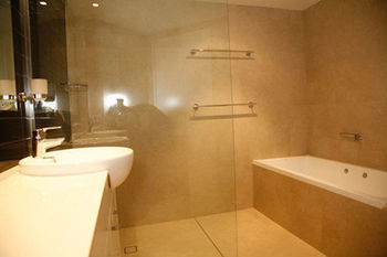 The Emerald Resort Noosa - Accommodation Tasmania 33