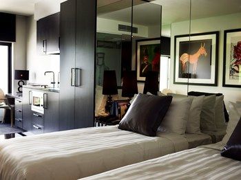 Art Series - The Cullen - Accommodation Tasmania 2