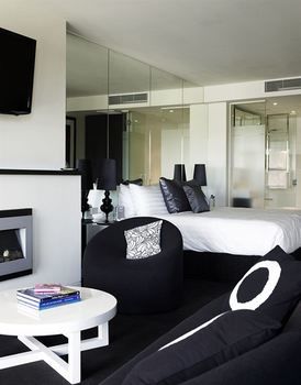Art Series - The Cullen - Accommodation Tasmania 20